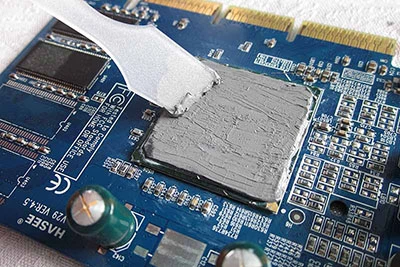 Thermal paste application